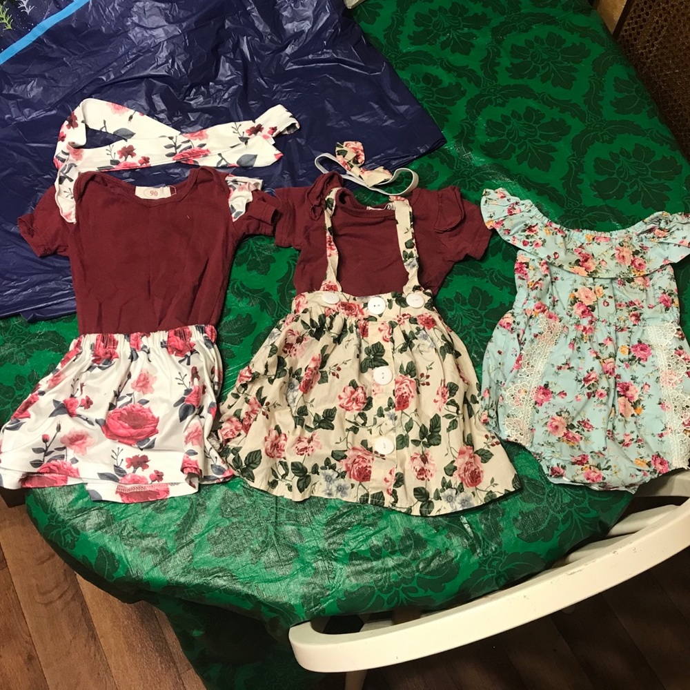 Baby Girls Outfits w Bows